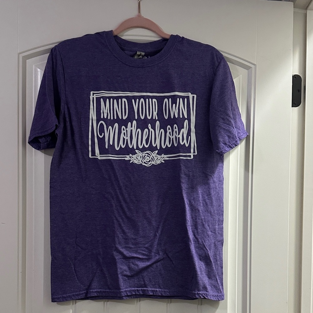 J&J Womens Purple Mind Your Own Motherhood Graphic‎ Tee Shirt Medium